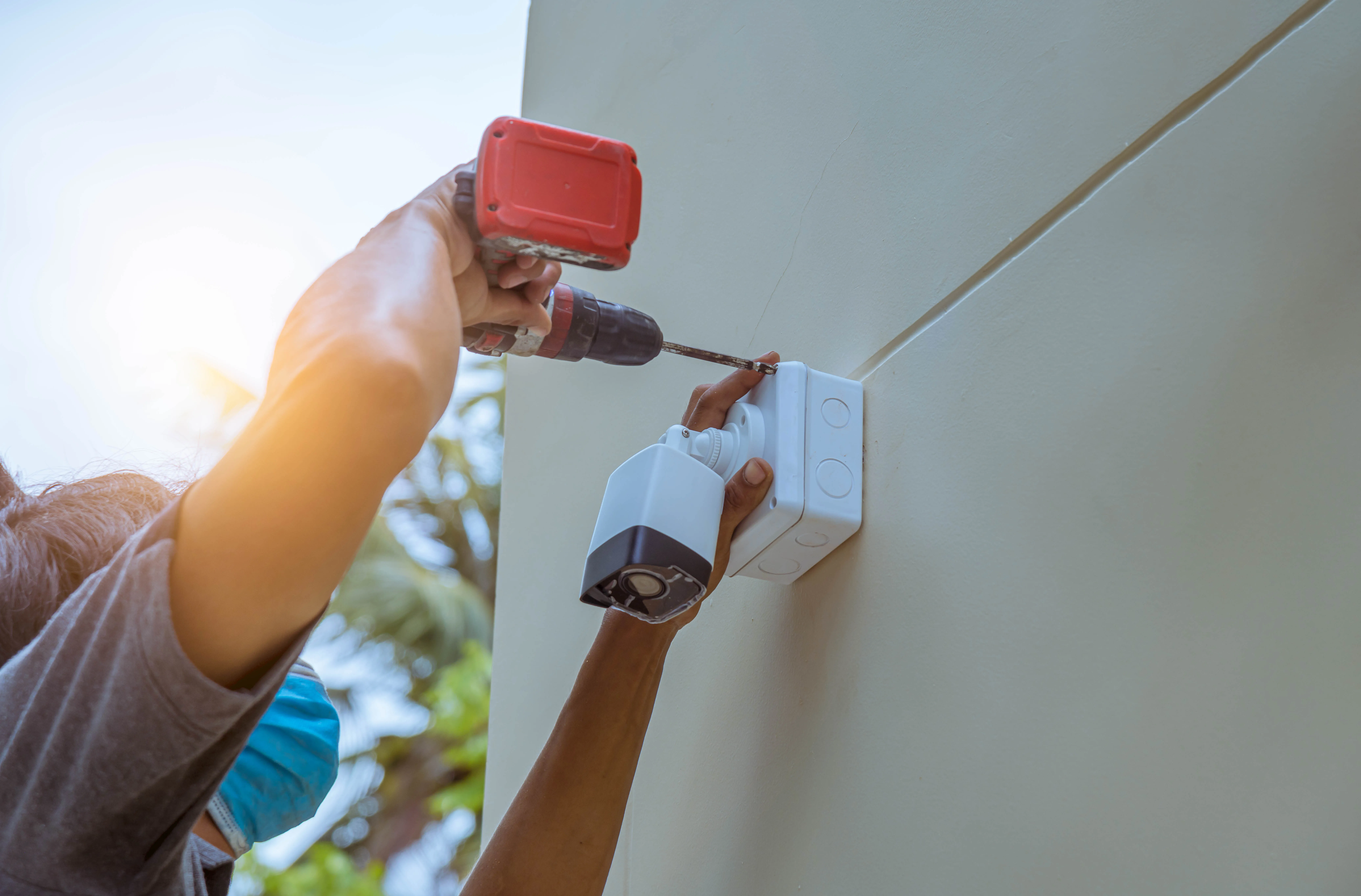 Outdoor CCTV camera setup in Kochi home